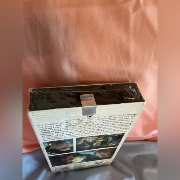 Rare unopened 1991 PG version Saturday Night Fever Collectible VHS Tape NWT - Picture 4 of 6